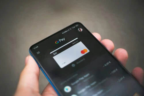 Banca desde el celular en Brasil: quiénes lideran el ranking y cómo elegir